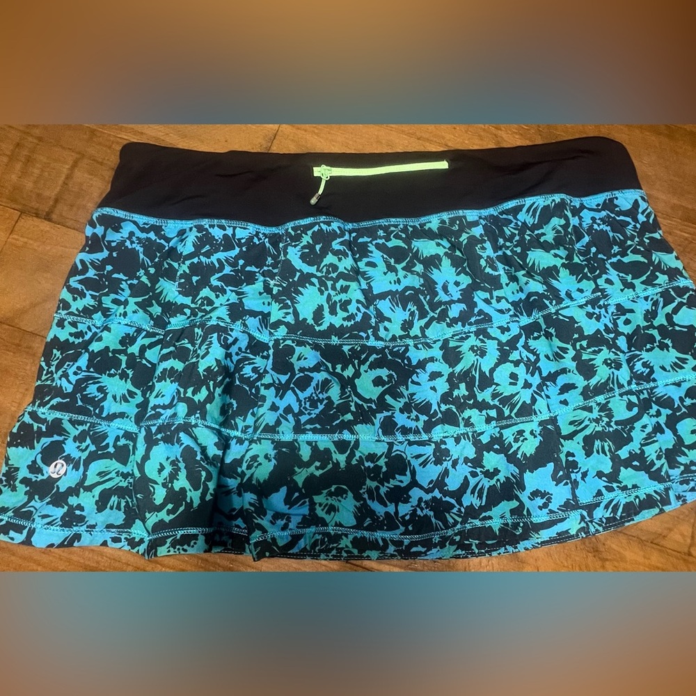 Lululemon skirt